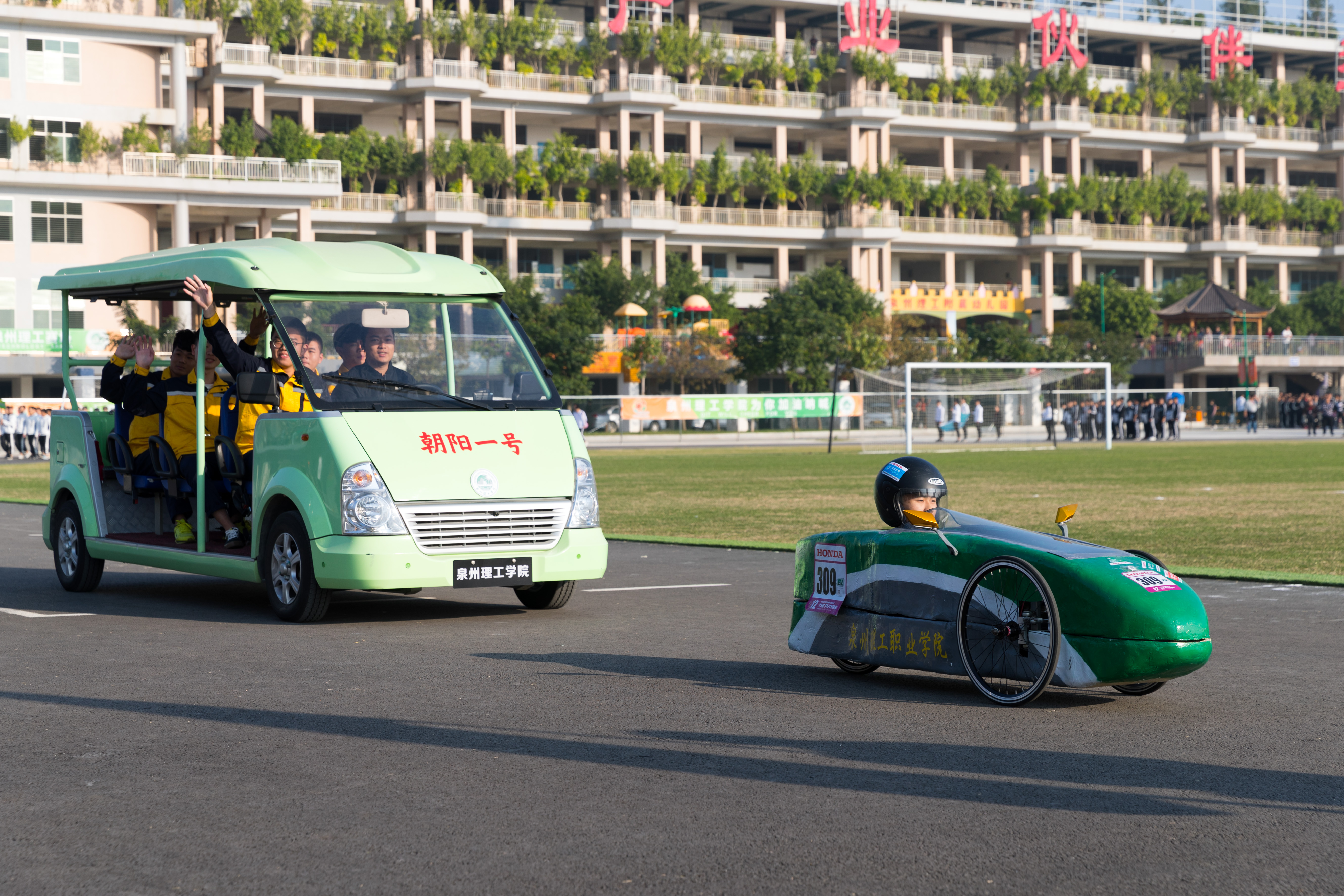 A55I1105.jpg A55I1105.jpg