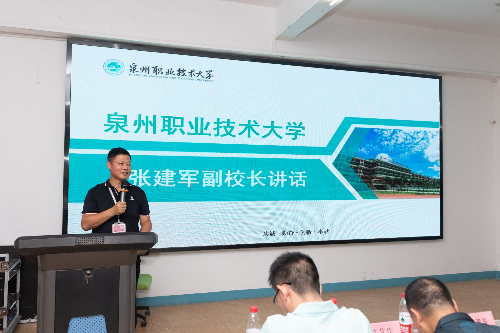 C12A7014.jpg C12A7014.jpg