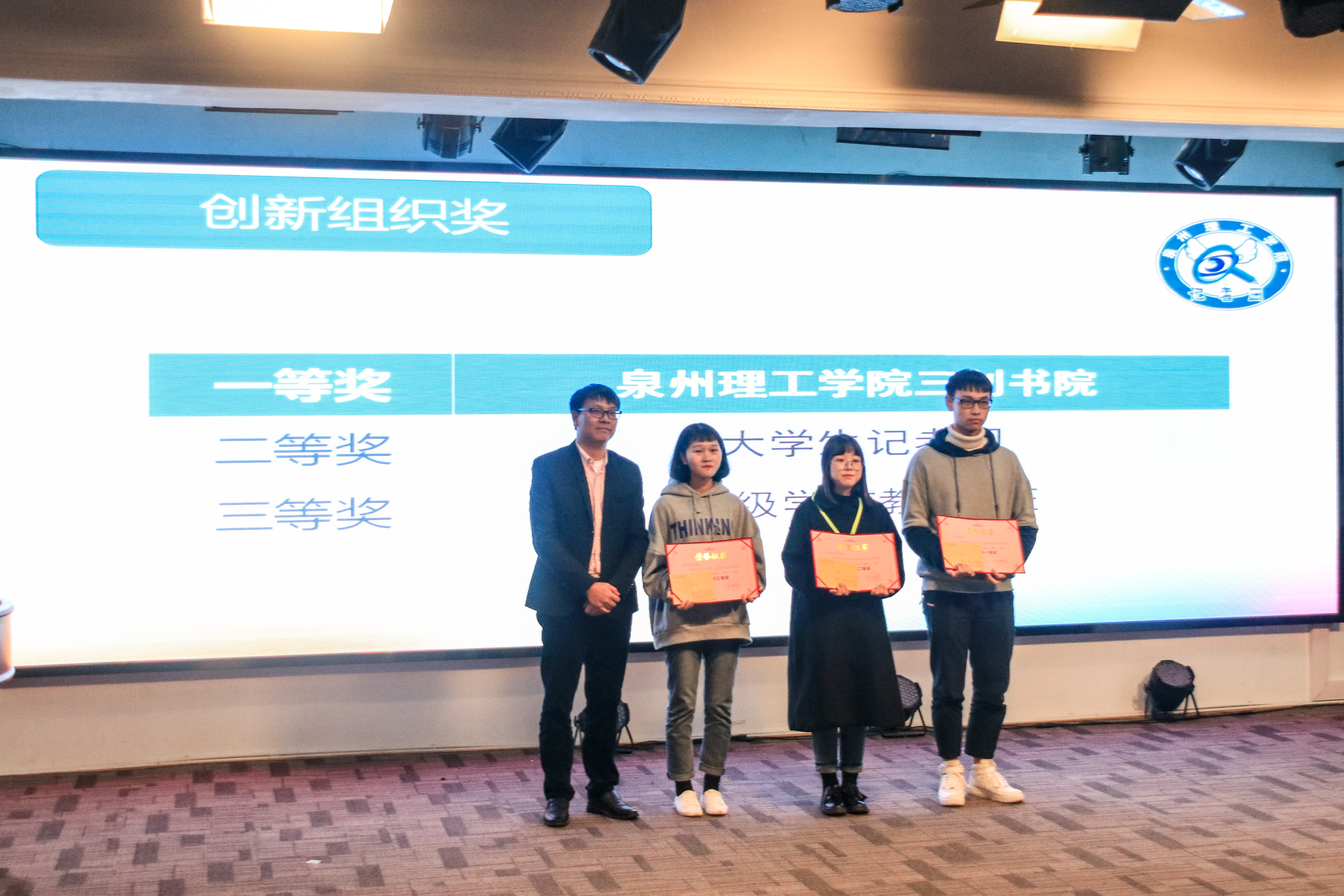 IMG_7894.jpg IMG_7894.jpg